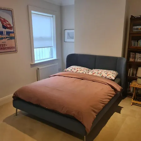 Country Home With A Pub, Restaurant & Brewery Onsite !