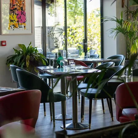 Country With A Pub, Restaurant & Brewery Onsite ! Appartement *